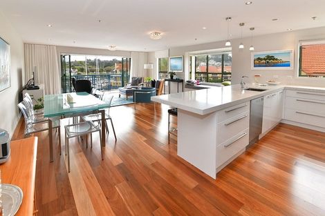 Photo of property in 84 Harbour Village Drive, Gulf Harbour, Whangaparaoa, 0930