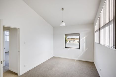 Photo of property in 138c Charles Street, Westshore, Napier, 4110