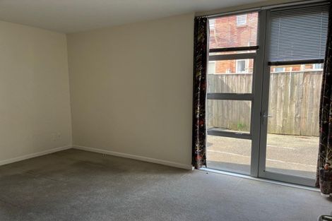 Photo of property in 5/25 Home Street, Mount Victoria, Wellington, 6011