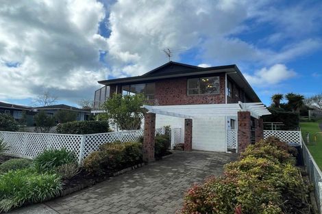 Photo of property in 1/29 Rapallo Place, Farm Cove, Auckland, 2012