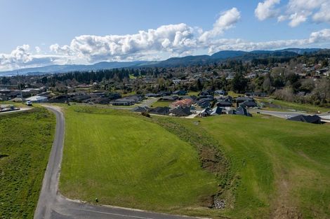Photo of property in 52 Great Road West, Matipo Heights, Rotorua, 3015