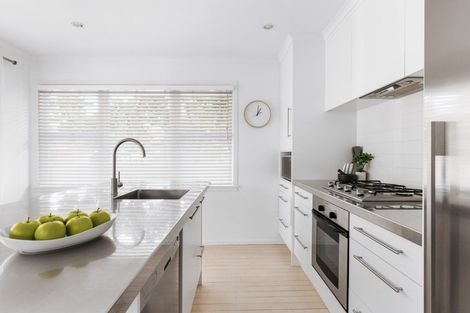 Photo of property in 5 Ngarata Avenue, Mount Maunganui, 3116