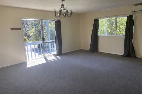 Photo of property in 103 Spinella Drive, Bayview, Auckland, 0629