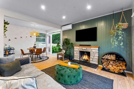 Photo of property in 60 Melba Street, Beach Haven, Auckland, 0626