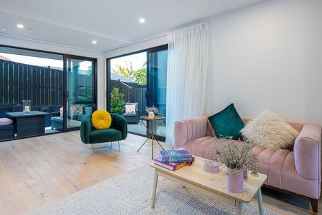 Photo of property in 18a Marama Street, Castor Bay, Auckland, 0620