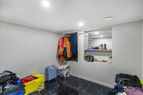 Photo of property in 1/36 Halver Road, Hillpark, Auckland, 2102