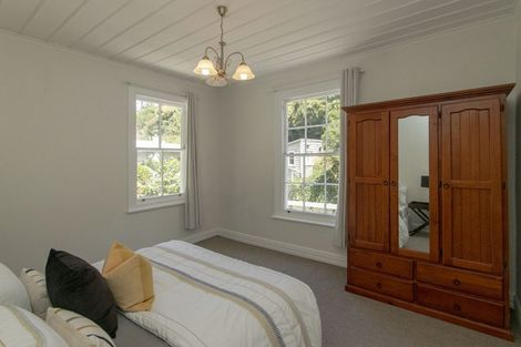 Photo of property in 21 Milton Road, Bluff Hill, Napier, 4110