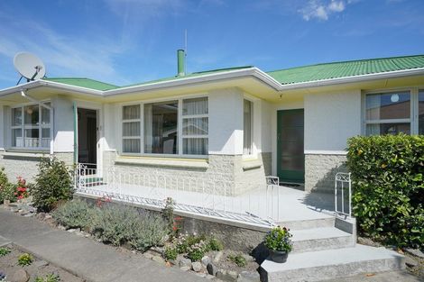 Photo of property in 5 Ron Place, Bishopdale, Christchurch, 8051