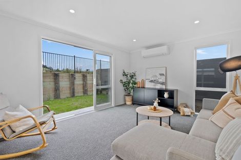 Photo of property in 32 Glenbervie Drive, Glenbervie, 0173