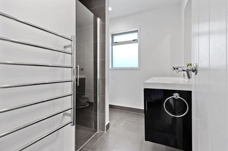 Photo of property in 48 Cassinia Close, Papamoa Beach, Papamoa, 3118