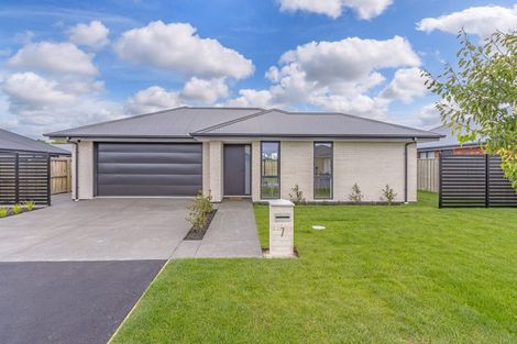 Photo of property in 7 Freeville Place, New Brighton, Christchurch, 8083