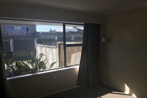 Photo of property in 2/8 Tamatea Road, Taupo, 3330