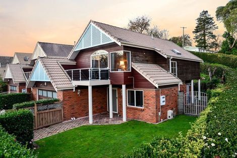 Photo of property in 68 Memorial Drive, Hamilton East, Hamilton, 3216