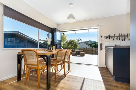 Photo of property in 40 Eskdale Road, Papakowhai, Porirua, 5024