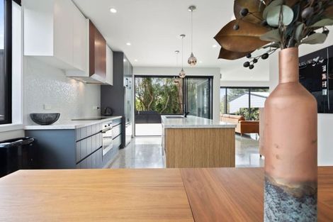 Photo of property in 70b Colwill Road, Massey, Auckland, 0614