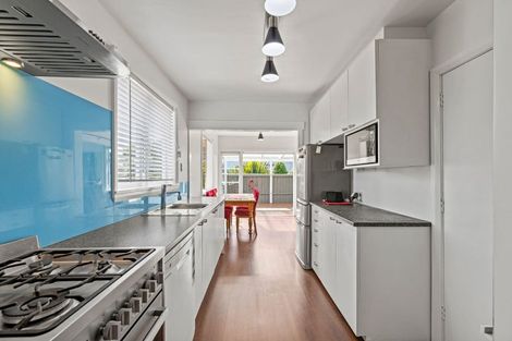 Photo of property in 66 Winters Road, Redwood, Christchurch, 8051