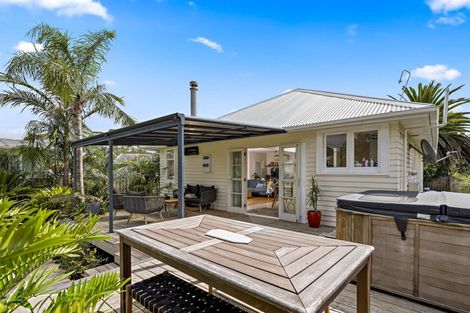 Photo of property in 9 Mary Keane Lane, Parakai, 0830