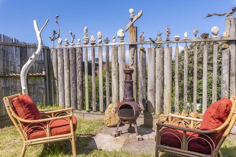 Photo of property in 42 Rodney Avenue, Te Horo Beach, Otaki, 5581