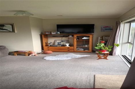 Photo of property in 2/101 Nelson Street, Howick, Auckland, 2014