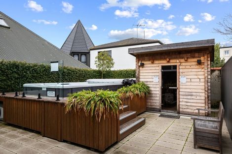 Photo of property in 14 Ayr Street, Riccarton, Christchurch, 8011