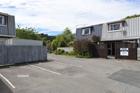 Photo of property in 8b Montgomery Crescent, Clouston Park, Upper Hutt, 5018