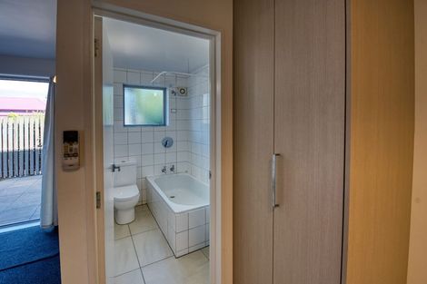 Photo of property in 2/290 Barbadoes Street, Christchurch Central, Christchurch, 8011