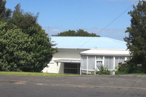 Photo of property in 1/108 Manuka Road, Bayview, Auckland, 0629