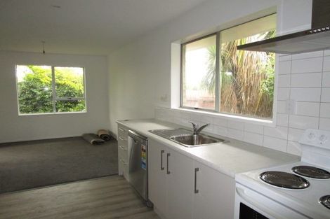 Photo of property in 58 Veitches Road, Casebrook, Christchurch, 8051