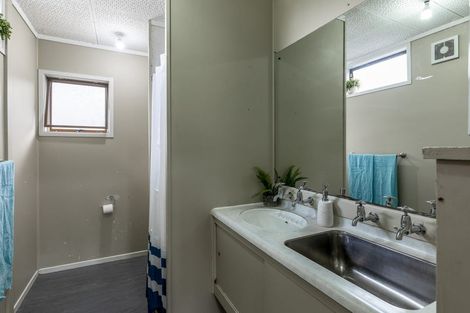 Photo of property in 53 Rua Road, Glen Eden, Auckland, 0602