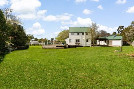 Photo of property in 14 Sarah Todd Lane, Waimauku, 0812