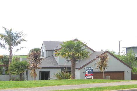 Photo of property in 18 Owen Place, Omokoroa, 3114