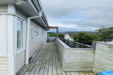 Photo of property in 73a Waiuta Street, Titahi Bay, Porirua, 5022