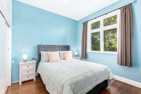 Photo of property in 387 Muritai Road, Eastbourne, Lower Hutt, 5013