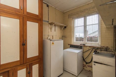 Photo of property in 42 Oxford Street, West End, Timaru, 7910