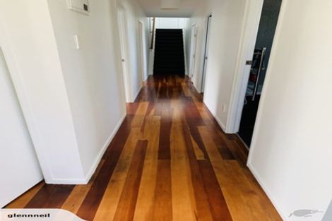 Photo of property in 52 Kirby Street, Glendene, Auckland, 0602