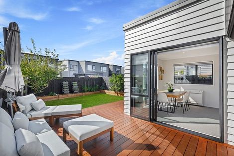 Photo of property in 21 Ian Morrison Road, Hobsonville, Auckland, 0616