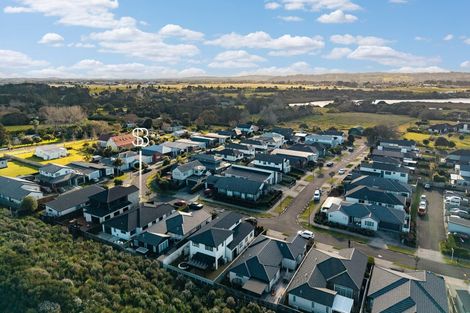 Photo of property in 33 Makete Crescent, Hobsonville, Auckland, 0618