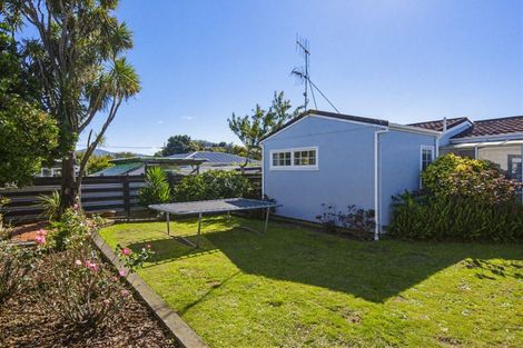 Photo of property in 6 Teoti Street, Paraparaumu Beach, Paraparaumu, 5032