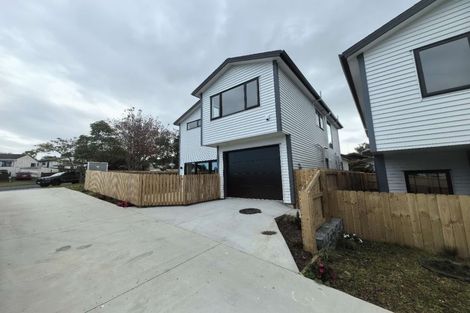 Photo of property in 29a West Harbour Drive, West Harbour, Auckland, 0618