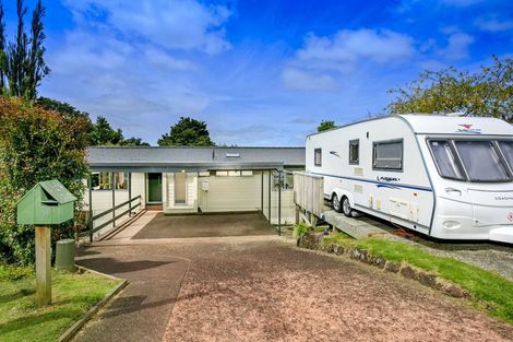 Photo of property in 14 Havenwood Place, Birkenhead, Auckland, 0626