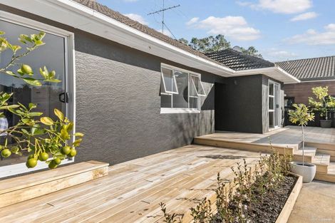 Photo of property in 2/113 Nile Road, Milford, Auckland, 0620