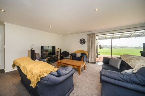 Photo of property in 80 Tokomaru East Road, Tokomaru, Palmerston North, 4474