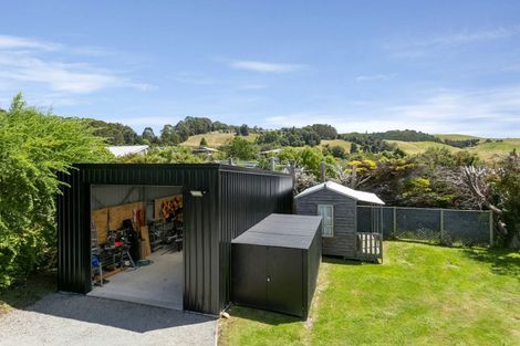 Photo of property in 7 Dorothy Drive, Acacia Bay, Taupo, 3330