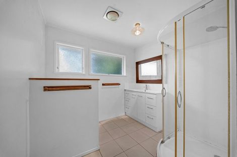 Photo of property in 1/2 Arthur Road, Hillpark, Auckland, 2102