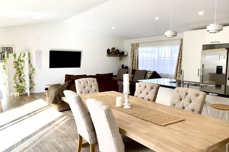 Photo of property in 128 Coast Boulevard, Papamoa Beach, Papamoa, 3118