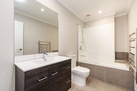 Photo of property in 32 Kauri Amber Road, Westgate, Auckland, 0614