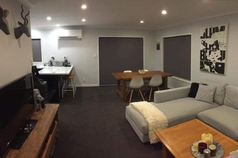 Photo of property in 46a Edgecombe Street, Newlands, Wellington, 6037