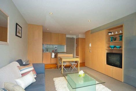 Photo of property in Sanctum Apartment, 10 Ebor Street, Te Aro, Wellington, 6011