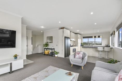 Photo of property in 6 Polestar Lane, Whitby, Porirua, 5024