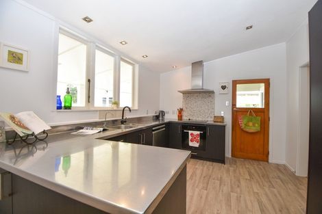 Photo of property in 144 Kent Street, Carterton, 5713